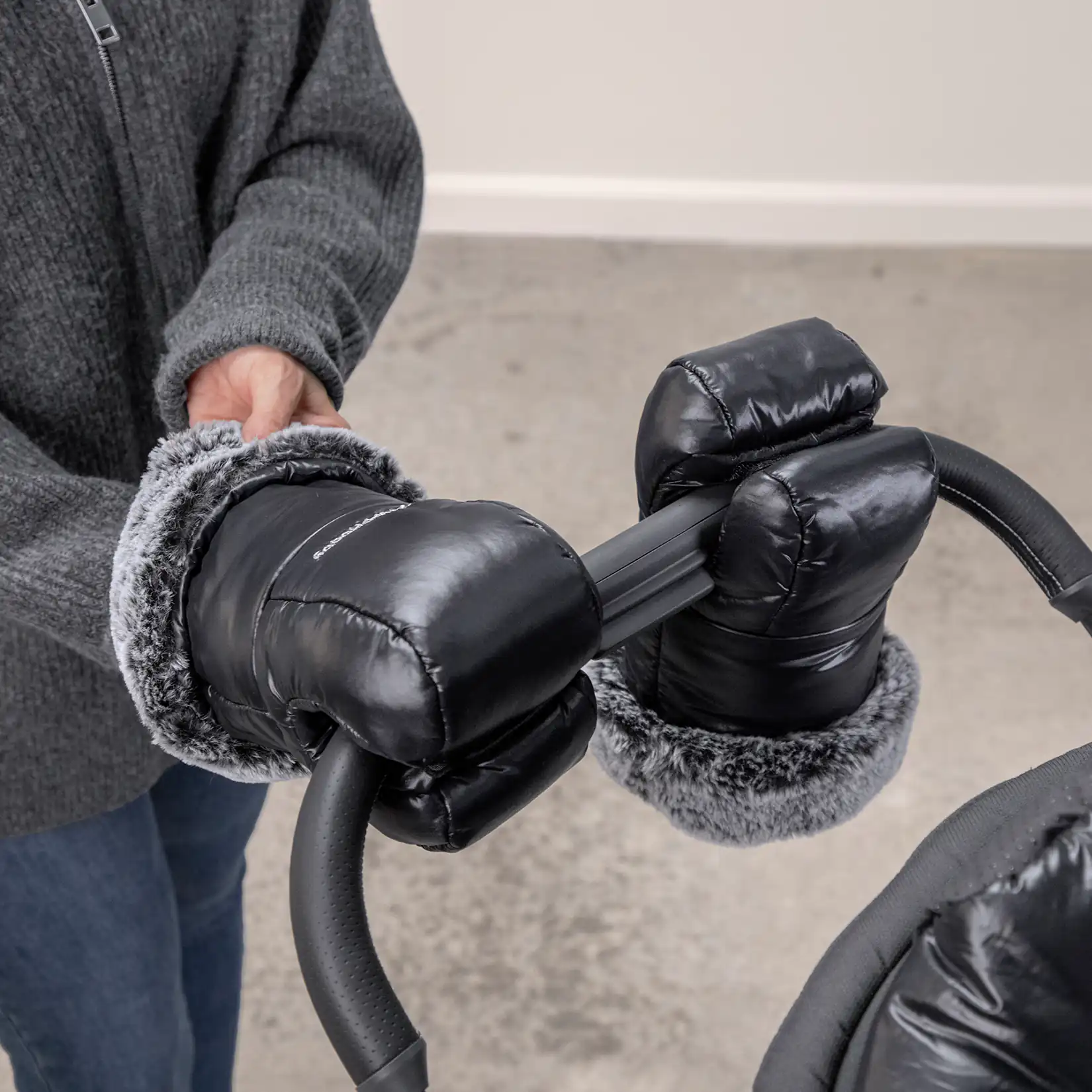 Cozyhandmuffs Luxe Lyla UPPAbaby